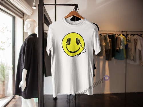 Cuffie smiley face logo - cuffie,